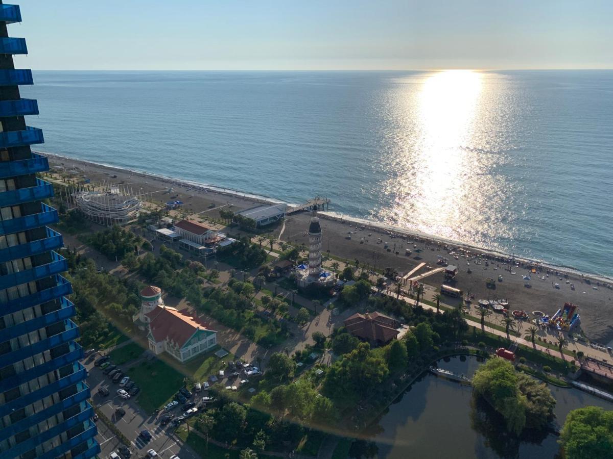 Orbi City Land Batumi Exterior photo